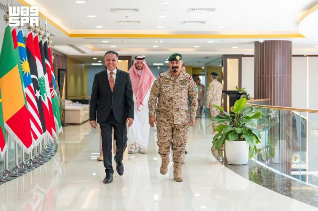 IMCTC Secretary-General, Libyan Chargé d’Affaires Discuss Expanding Counterterrorism Cooperation