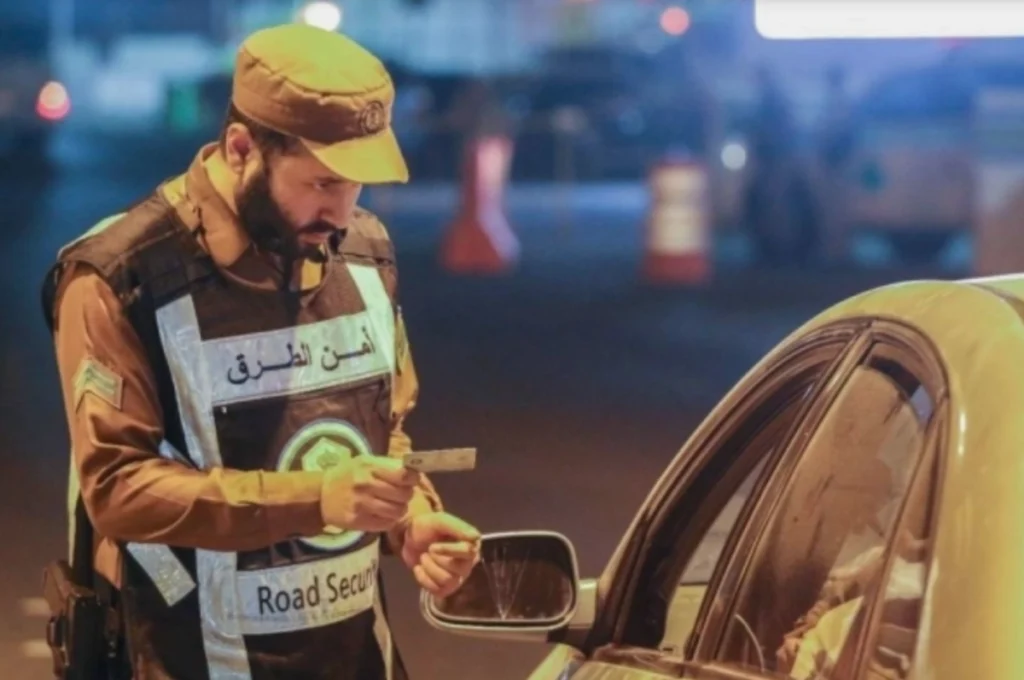 Saudi Arabia arrests over 15,800 residency, labor, and border law violators in one week