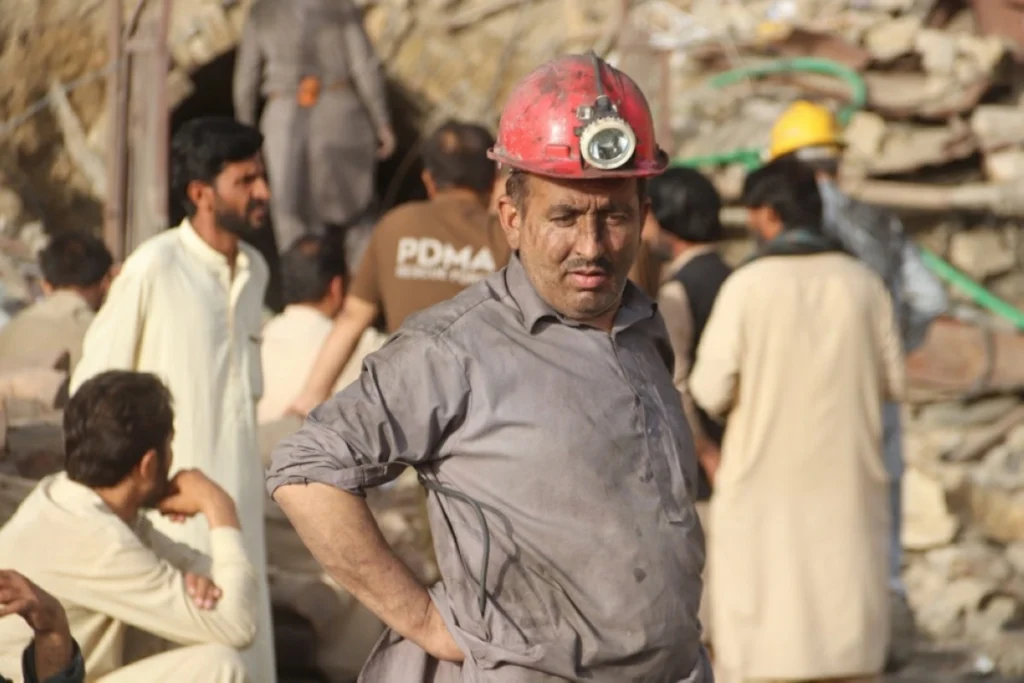 Dozens killed in coal mine collapse in Pakistan