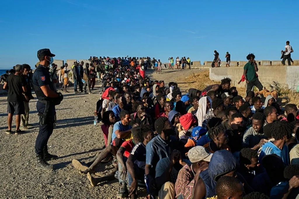 Spain ignores EU, plans urgent transfer of 500 migrant girls from Ceuta to mainland