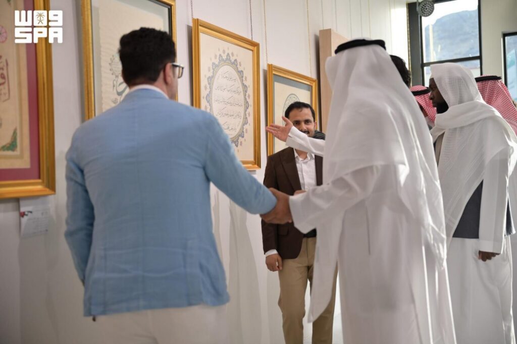 Calligraphy Exhibition Records SAR100,000 in Sales, Showcases Rare Works