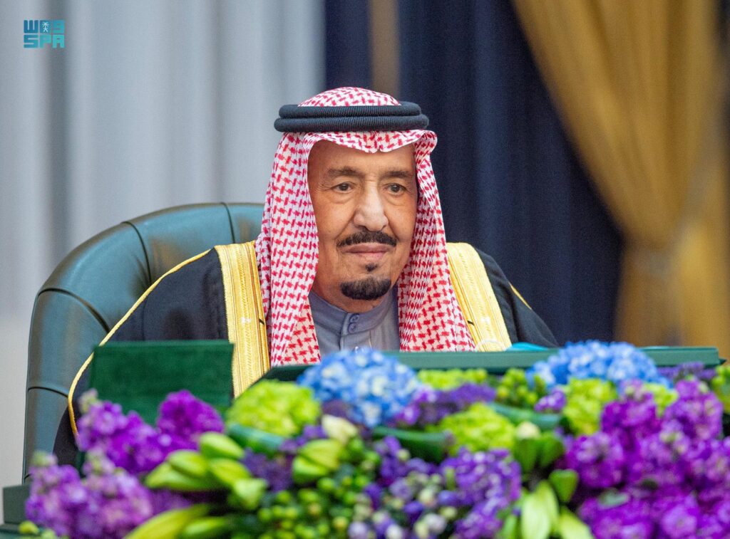 The Custodian of the Two Holy Mosques Offers Condolences to Chinese President over Death of Former Premier