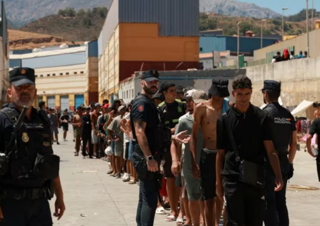 Spain starts border checks on Italy after migrant row