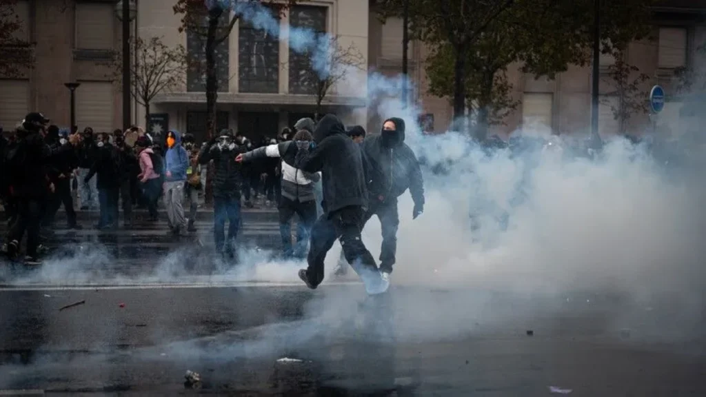 France arrests 1,314 protesters as nationwide demonstrations continue