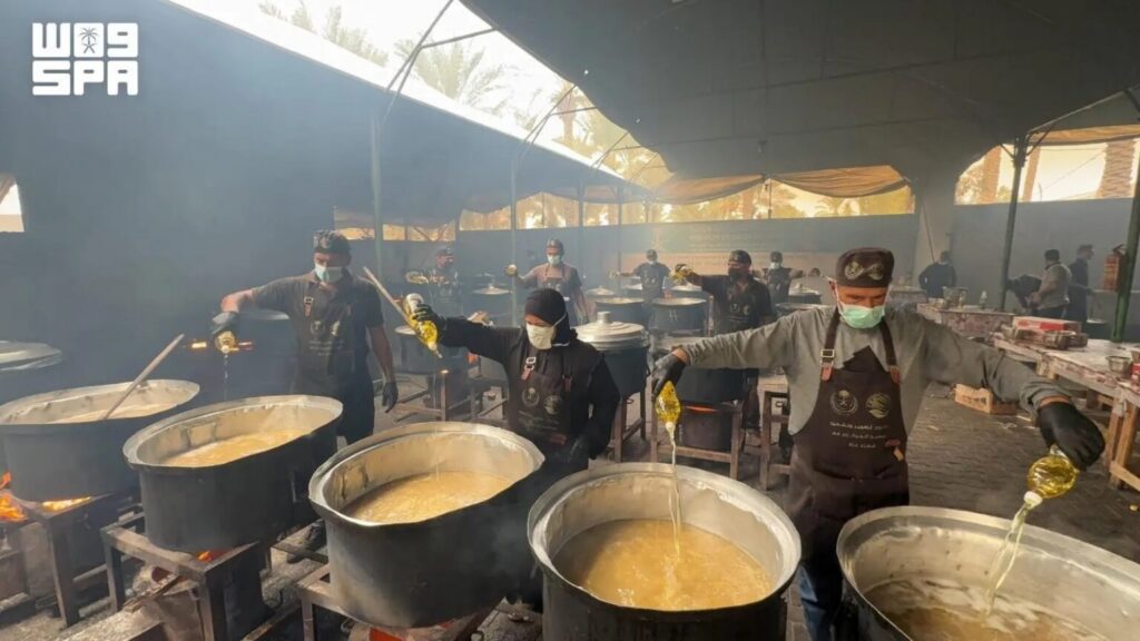 KSrelief Provides 24,800 Hot Meals to People in Need in Central, Southern Gaza